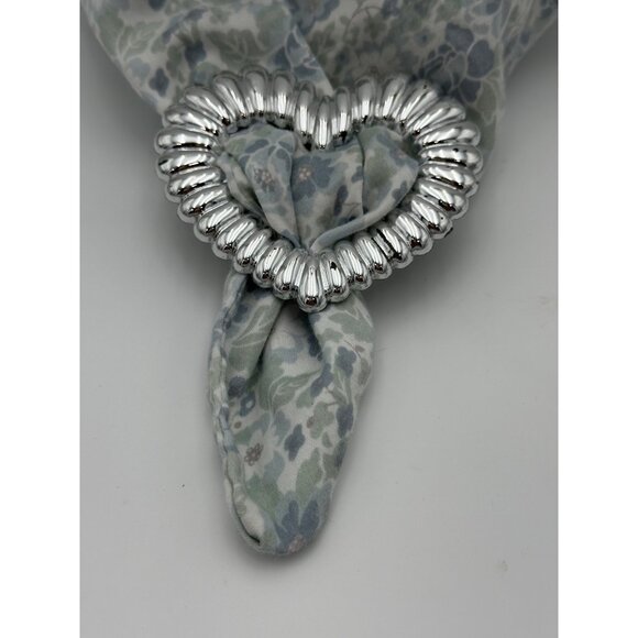 Scarf Clip T-Shirt Tee Ring Buckle Set 4 Vtg 1990s Plastic Heart Rhinestone - Picture 7 of 9